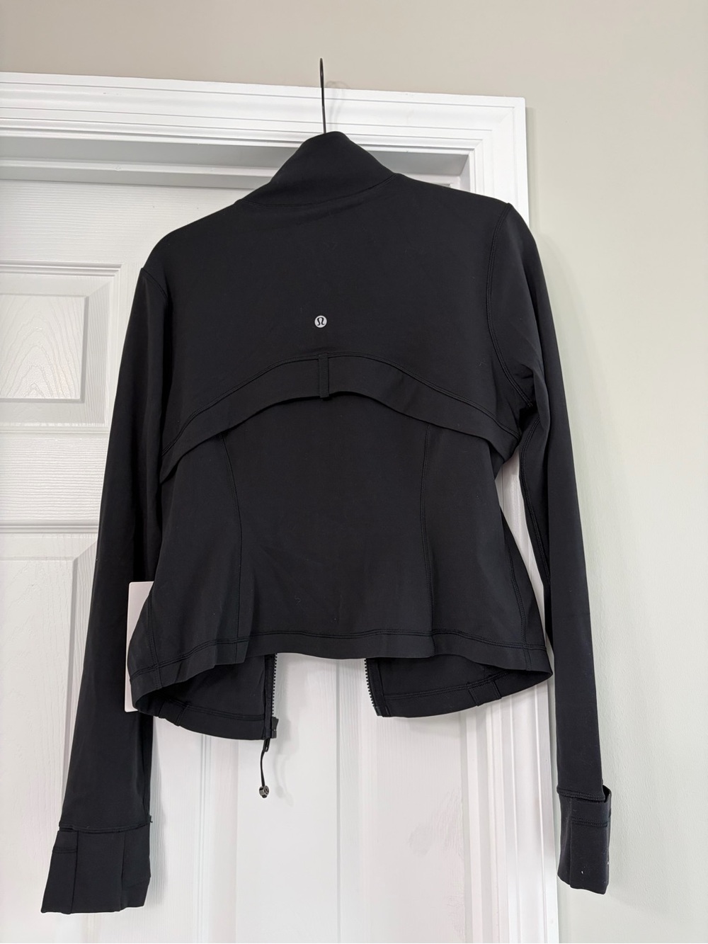 lululemon athletica Women's Black Zip-Up Utility Jacket - Picture 3 of 3